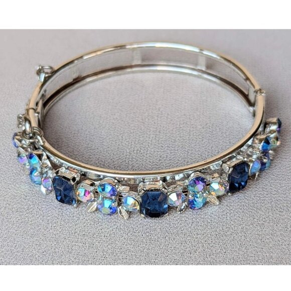 Vintage LISNER Silver Tone Blue Rhinestones AB Hinged Cuff Bracelet 6 3/4" - Picture 1 of 8